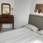 Classee Perret: Art Deco Haven In Vexin 4*