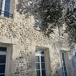 Guest house Classee Perret: Art Deco Haven In Vexin Sainte-Genevieve-les-Gasny
