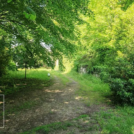 Guest house Domaine Spa Perret-Piscine Ete-Giverny A 3Mn-Jardins Monet-Le Vexin-Parc 3Ha-Aire De Jeux Enfants-Ping Pong-Chateau Artdeco Mastersuite En B&B Ou Gite De Charme-Options Breakfast-Diner-Billard-Sauna-Fitness-Hammam-Promo 2 Nuits Avec 1H Jacuzzi Offert 4*