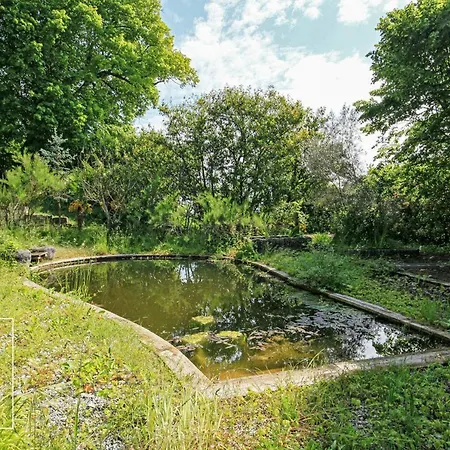 Guest house Domaine Spa Perret-Piscine Ete-Giverny A 3Mn-Jardins Monet-Le Vexin-Parc 3Ha-Aire De Jeux Enfants-Ping Pong-Chateau Artdeco Mastersuite En B&B Ou Gite De Charme-Options Breakfast-Diner-Billard-Sauna-Fitness-Hammam-Promo 2 Nuits Avec 1H Jacuzzi Offert