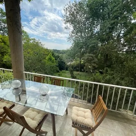 Classee Perret: Art Deco Haven In Vexin Guest house