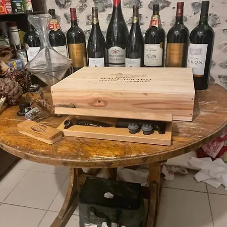 CHÂTEAU SPA Art Déco en B&B MASTER SUITE ET-OU GîTE CONFORT INDÉPENDANT-Parc Naturel du VEXIN-GIVERNY À 3Mn-PISCINE Extérieure Chauffée en Saison-PING PONG-AIRE ENFANTS-Parc 3Ha-OPTIONS-DÎNER-BILLARD-JACUZZI-SAUNA-HAMMAM-MASSAGE-Coaching-Yoga-Fitness Sainte-Genevieve-les-Gasny