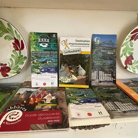 CHÂTEAU SPA Art Déco en B&B MASTER SUITE ET-OU GîTE CONFORT INDÉPENDANT-Parc Naturel du VEXIN-GIVERNY À 3Mn-PISCINE Extérieure Chauffée en Saison-PING PONG-AIRE ENFANTS-Parc 3Ha-OPTIONS-DÎNER-BILLARD-JACUZZI-SAUNA-HAMMAM-MASSAGE-Coaching-Yoga-Fitness 4* Sainte-Genevieve-les-Gasny