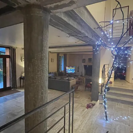 Classee Perret: Art Deco Haven In Vexin Guest house Sainte-Genevieve-les-Gasny