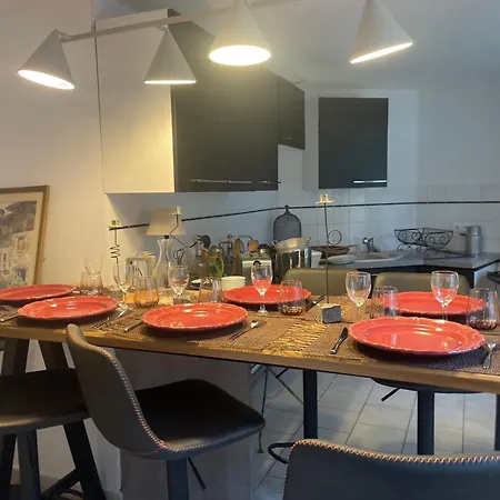 Domaine Spa Perret-Piscine Ete-Giverny A 3Mn-Jardins Monet-Le Vexin-Parc 3Ha-Aire De Jeux Enfants-Ping Pong-Chateau Artdeco Mastersuite En B&B Ou Gite De Charme-Options Breakfast-Diner-Billard-Sauna-Fitness-Hammam-Promo 2 Nuits Avec 1H Jacuzzi Offert 4*