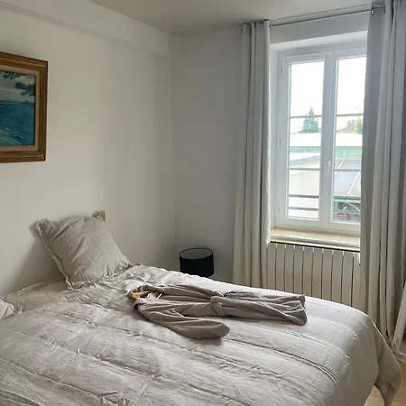 Domaine Spa Perret-Piscine Ete-Giverny A 3Mn-Jardins Monet-Le Vexin-Parc 3Ha-Aire De Jeux Enfants-Ping Pong-Chateau Artdeco Mastersuite En B&B Ou Gite De Charme-Options Breakfast-Diner-Billard-Sauna-Fitness-Hammam-Promo 2 Nuits Avec 1H Jacuzzi Offert
