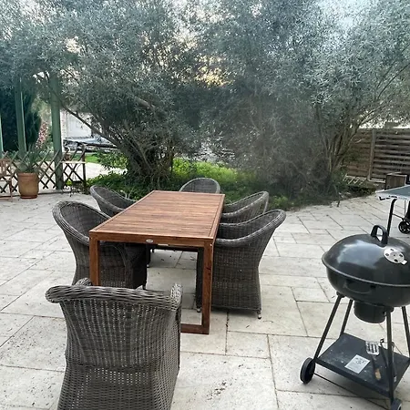 Domaine Spa Perret-Piscine Ete-Giverny A 3Mn-Jardins Monet-Le Vexin-Parc 3Ha-Aire De Jeux Enfants-Ping Pong-Chateau Artdeco Mastersuite En B&B Ou Gite De Charme-Options Breakfast-Diner-Billard-Sauna-Fitness-Hammam-Promo 2 Nuits Avec 1H Jacuzzi Offert 4*