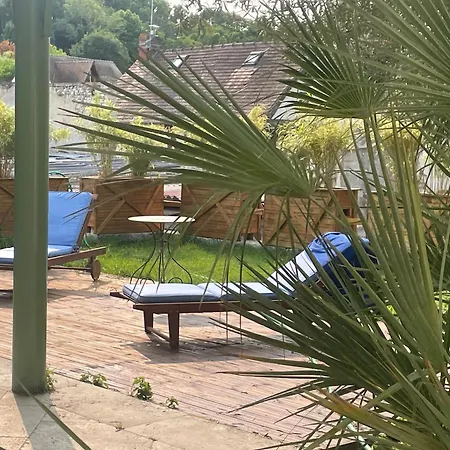 Villa Spa Art Deco Perret En B&B Master Suite Et-Ou Gite Normand Tout Confort-Parc Naturel Du Vexin-A 3Mn Giverny-Piscine Exterieure Chauffee En Saison-Pingpong-Aire Enfants-Parc 3Ha-Options-Diner-Billard-Jacuzzi-Sauna-Hammam-Massage-Coaching-Yoga-Fi