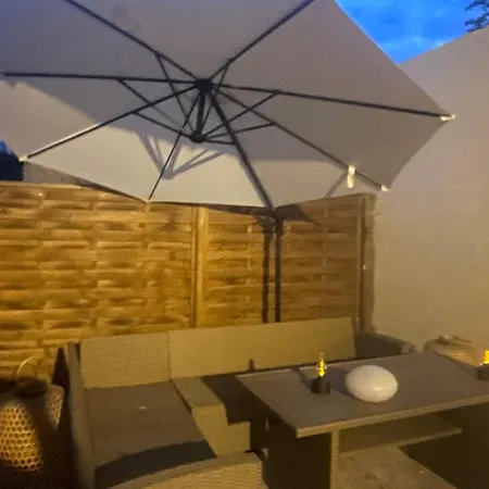 CHÂTEAU SPA Art Déco en B&B MASTER SUITE ET-OU GîTE CONFORT INDÉPENDANT-Parc Naturel du VEXIN-GIVERNY À 3Mn-PISCINE Extérieure Chauffée en Saison-PING PONG-AIRE ENFANTS-Parc 3Ha-OPTIONS-DÎNER-BILLARD-JACUZZI-SAUNA-HAMMAM-MASSAGE-Coaching-Yoga-Fitness Maison d'hôtes 4*