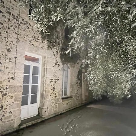 Guest house Classee Perret: Art Deco Haven In Vexin