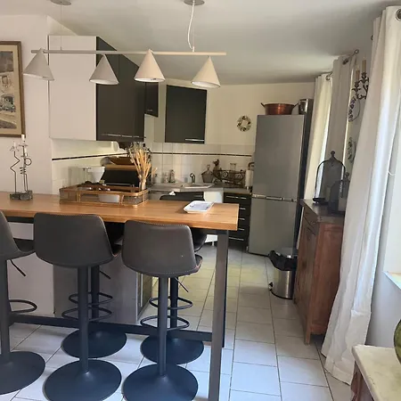 Guest house Classee Perret: Art Deco Haven In Vexin 4*