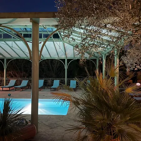 Château Art Déco-master Et-ou Maison Privée Xviiième En Pierres De Giverny-2 Logis De Charme Dans Le Vexin-jacuzzi Et Salle Fitness 1h Offerte-parc Clos 3ha-piscine-aire Enfants-ping Pong-options-breakfast-dîner-billard-sauna-hammam-mas Maison d'hôtes 4*