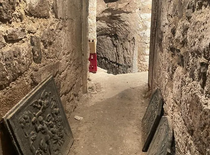 CHÂTEAU SPA ART DÉCO en B&B MASTER SUITE ET-OU GîTE CONFORT INDÉPENDANT-Parc Naturel du VEXIN-À 3Mn GIVERNY-PISCINE EXTÉRIEURE CHAUFFÉE en Saison-PING PONG-AIRE ENFANTS-Parc 3Ha-OPTIONS-DÎNER-BILLARD-JACUZZI-SAUNA-HAMMAM-MASSAGE-Coaching-FITNESS-Yoga