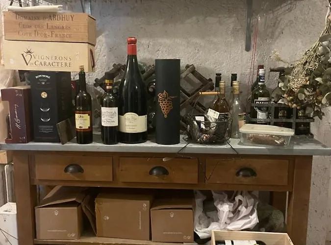 CHÂTEAU SPA ART DÉCO en B&B MASTER SUITE ET-OU GîTE CONFORT INDÉPENDANT-Parc Naturel du VEXIN-À 3Mn GIVERNY-PISCINE EXTÉRIEURE CHAUFFÉE en Saison-PING PONG-AIRE ENFANTS-Parc 3Ha-OPTIONS-DÎNER-BILLARD-JACUZZI-SAUNA-HAMMAM-MASSAGE-Coaching-FITNESS-Yoga 4* Sainte-Genevieve-les-Gasny