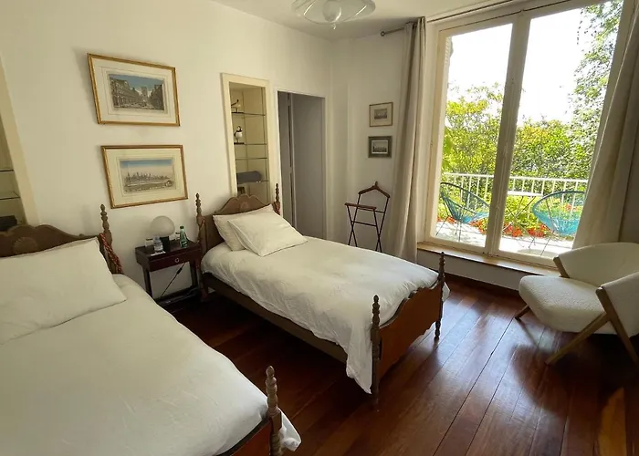 CHÂTEAU SPA ART DÉCO en B&B MASTER SUITE ET-OU GîTE CONFORT INDÉPENDANT-Parc Naturel du VEXIN-À 3Mn GIVERNY-PISCINE EXTÉRIEURE CHAUFFÉE en Saison-PING PONG-AIRE ENFANTS-Parc 3Ha-OPTIONS-DÎNER-BILLARD-JACUZZI-SAUNA-HAMMAM-MASSAGE-Coaching-FITNESS-Yoga Sainte-Genevieve-les-Gasny