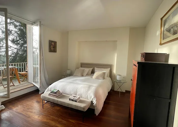 CHÂTEAU SPA ART DÉCO en B&B MASTER SUITE ET-OU GîTE CONFORT INDÉPENDANT-Parc Naturel du VEXIN-À 3Mn GIVERNY-PISCINE EXTÉRIEURE CHAUFFÉE en Saison-PING PONG-AIRE ENFANTS-Parc 3Ha-OPTIONS-DÎNER-BILLARD-JACUZZI-SAUNA-HAMMAM-MASSAGE-Coaching-FITNESS-Yoga 4* Sainte-Genevieve-les-Gasny