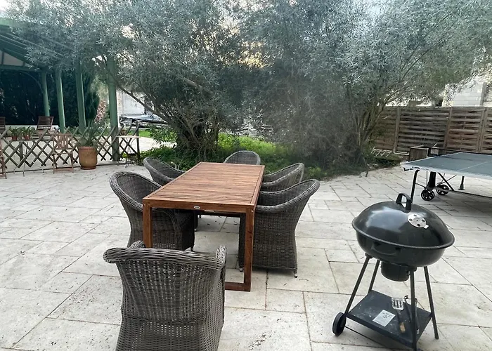 CHÂTEAU SPA ART DÉCO en B&B MASTER SUITE ET-OU GîTE CONFORT INDÉPENDANT-Parc Naturel du VEXIN-À 3Mn GIVERNY-PISCINE EXTÉRIEURE CHAUFFÉE en Saison-PING PONG-AIRE ENFANTS-Parc 3Ha-OPTIONS-DÎNER-BILLARD-JACUZZI-SAUNA-HAMMAM-MASSAGE-Coaching-FITNESS-Yoga 4*