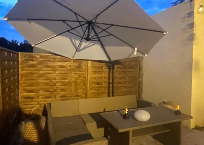 CHÂTEAU SPA ART DÉCO en B&B MASTER SUITE ET-OU GîTE CONFORT INDÉPENDANT-Parc Naturel du VEXIN-À 3Mn GIVERNY-PISCINE EXTÉRIEURE CHAUFFÉE en Saison-PING PONG-AIRE ENFANTS-Parc 3Ha-OPTIONS-DÎNER-BILLARD-JACUZZI-SAUNA-HAMMAM-MASSAGE-Coaching-FITNESS-Yoga Maison d'hôtes 4*